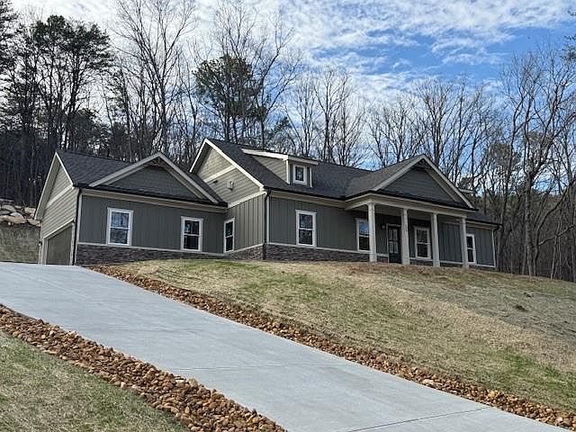 1st image of 308 Pinebrook Dr