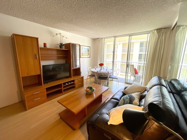 2452 Tusitala St #1-703-1