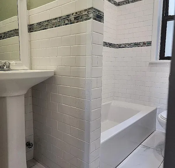 572 Maple St #1 — Photo 12