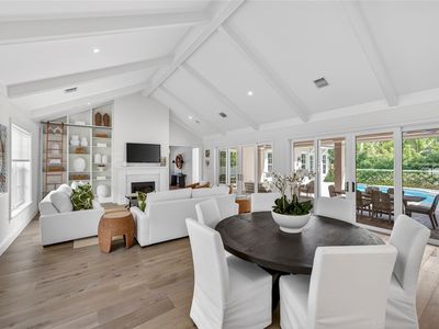 221 Palm Island Ln, Indian River Shores, FL, 32963