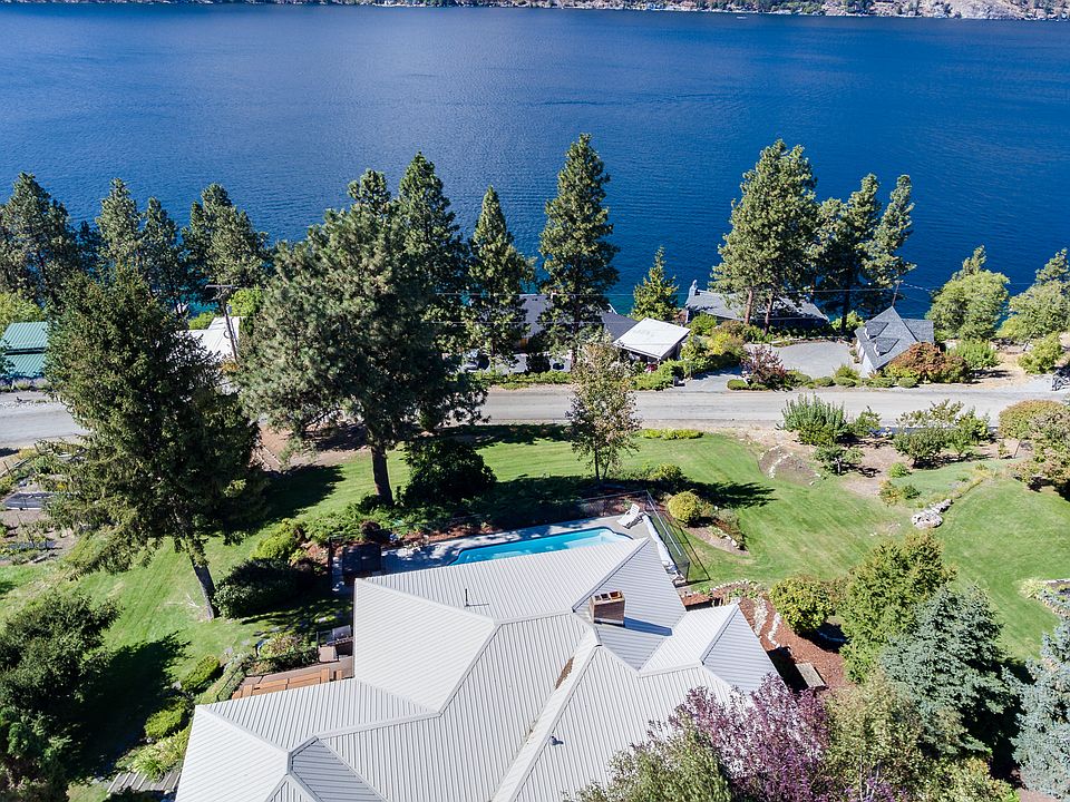 1st image of 2111 Lakeshore Dr