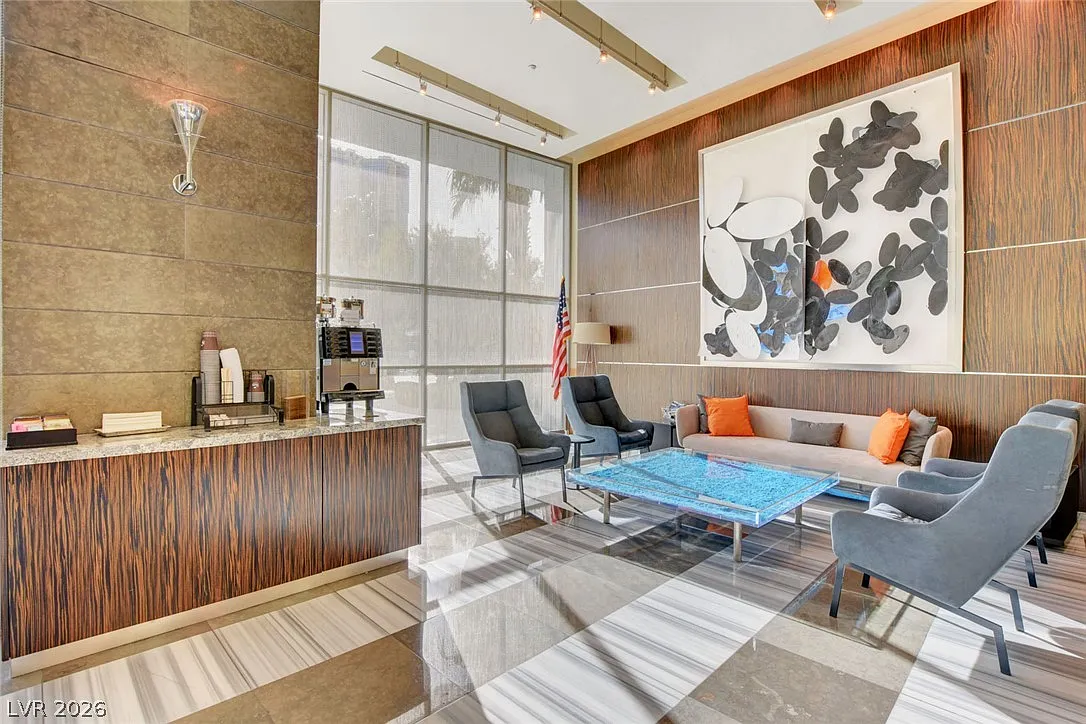 2 bed, 2.0 bath, 1405 sqft, $3,500 — Photo 4