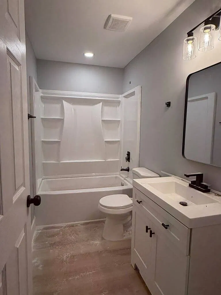 3592 North Hopkins Court — Photo 3