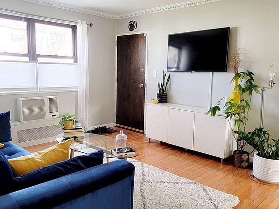 4th image of 68-76 136th St Floor A-1