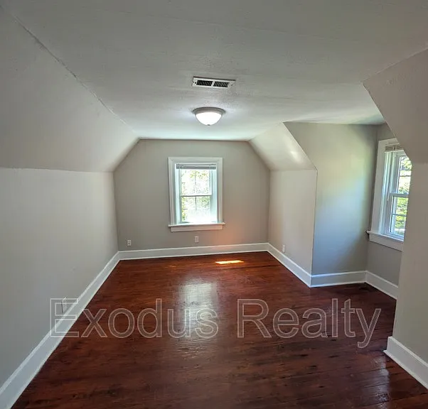 312 Bracken St #A — Photo 15
