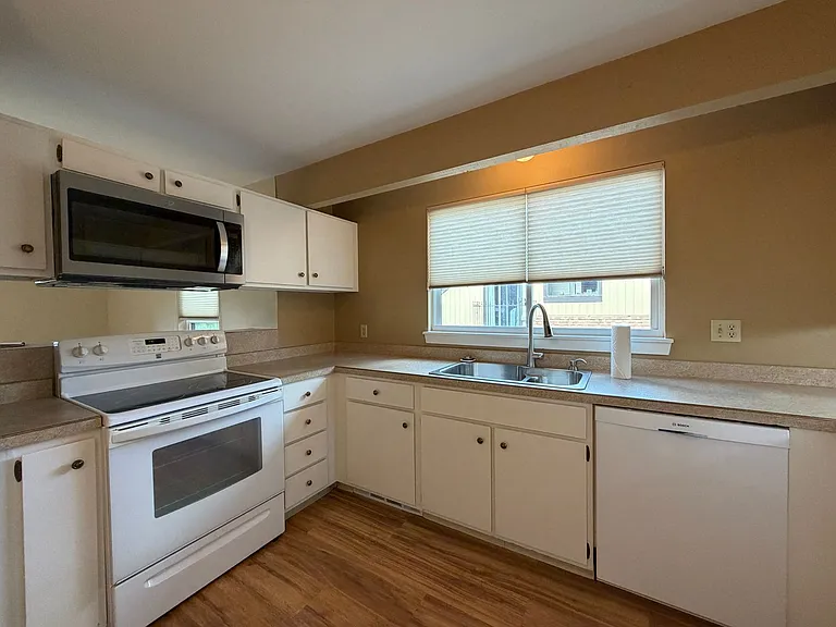 3702 Telluride Cir — Photo 5