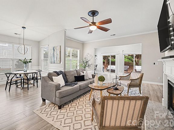 5th image of 8708 Artesa Mill Ln