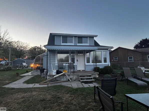 8775 Miller St, Ira, MI 48023