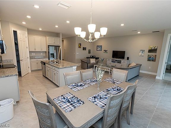 5th image of 3105 Birchin Ln