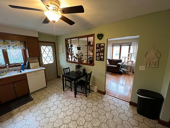 5th image of 213 Holland St #R2