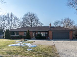 722 S York Rd, Bensenville, IL 60106