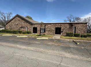 910 & 912 N College St, Stuttgart, AR 72160