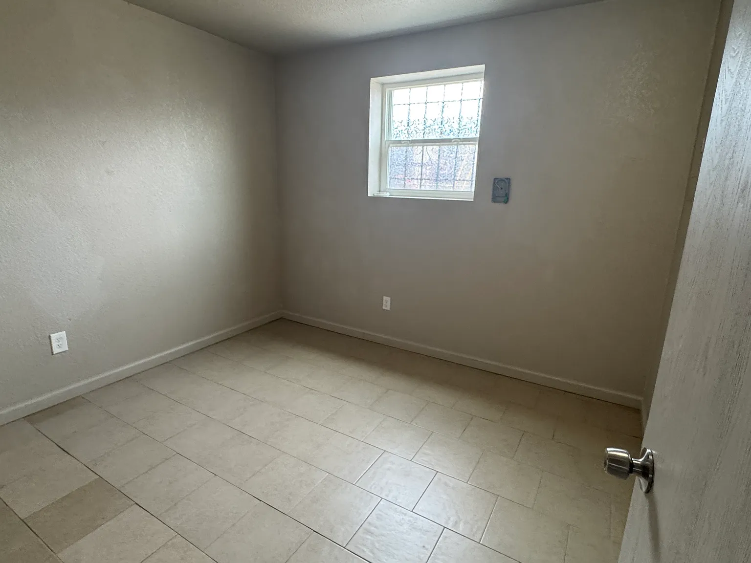 2 bed, 832 sqft, $1,390 — Photo 3