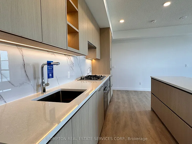 18 Esther Shiner Blvd #3303 — Photo 15