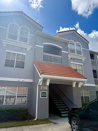 18001 Richmond Place Dr #1020 Photo 1