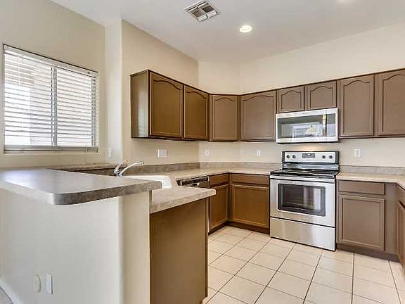 3rd image of 3710 E Longhorn Dr