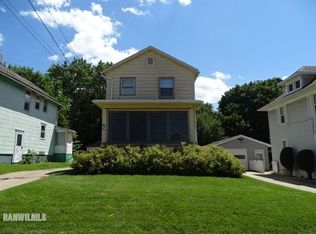 401 W Moseley St, Freeport, IL 61032