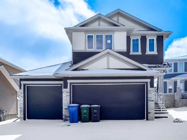 107 N Dawson Harbour Ct, Chestermere, AB T1X 1Z7