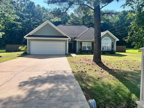 125 Ora Ln, Caledonia, MS 39740