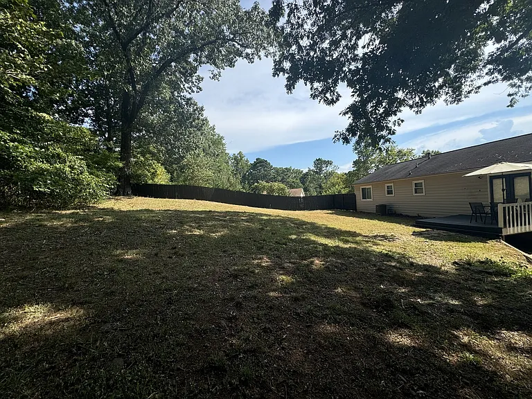 William Dr — Photo 29