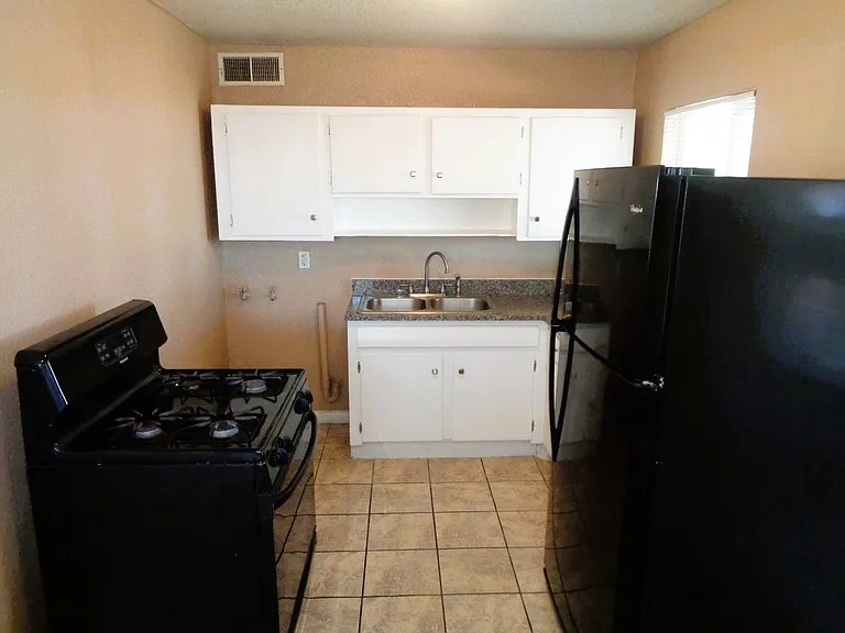 8724 Polaris St — Photo 8