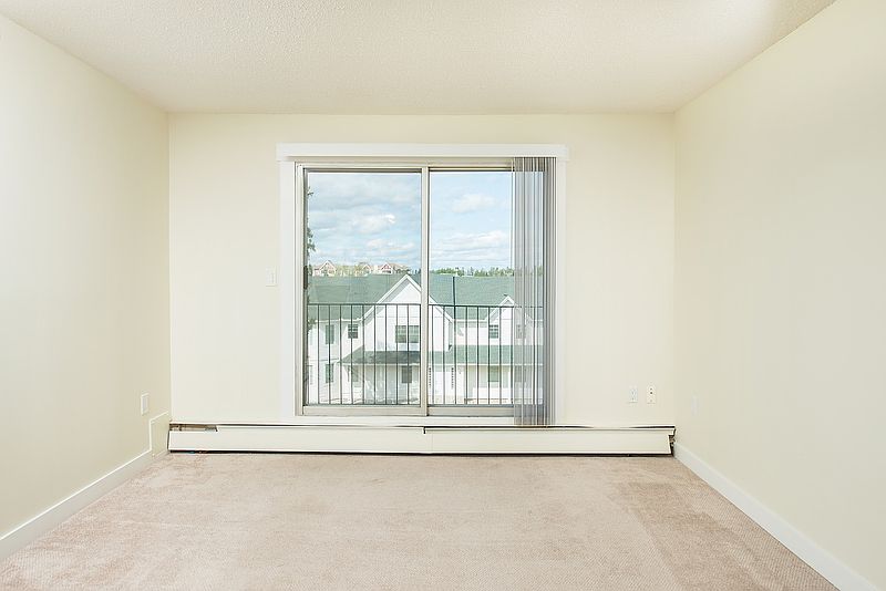 Spruce Grove Apartment for rent - 2 Bedrooms — photo 17