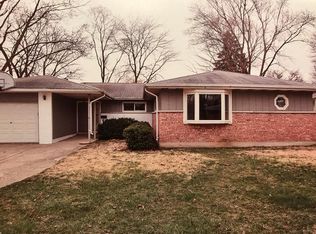 13 Westwood Ct, Park Forest, IL