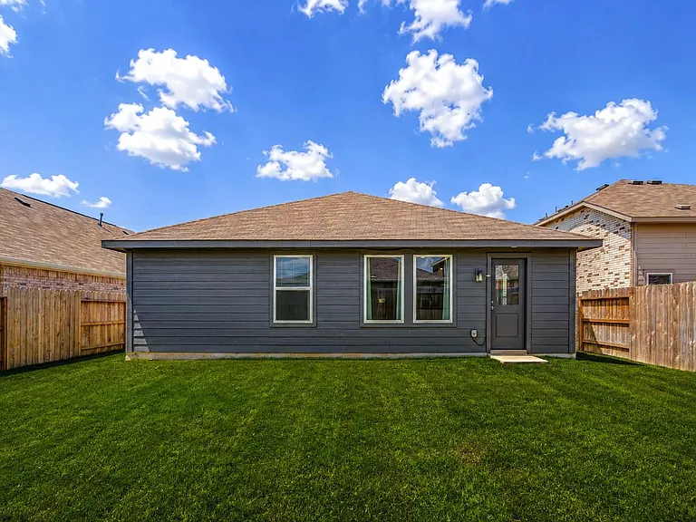1631 Country View Dr — Photo 21