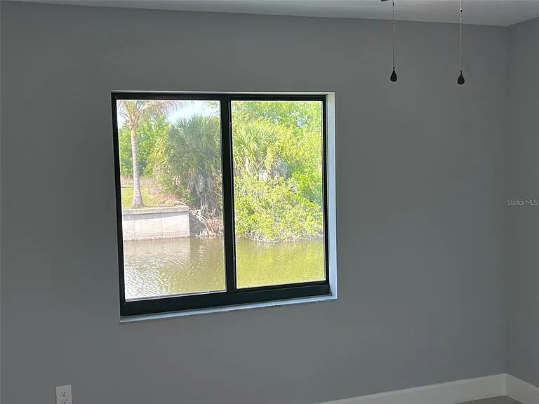 13180 Amaryllis Cir — Photo 16
