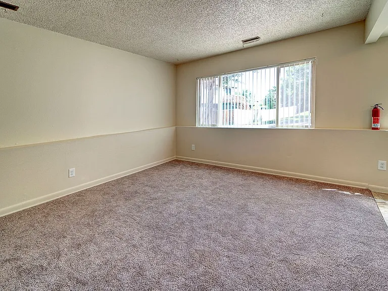 1455 Manitou Blvd — Photo 4
