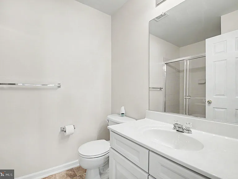 1114 Ellis Ave — Photo 22