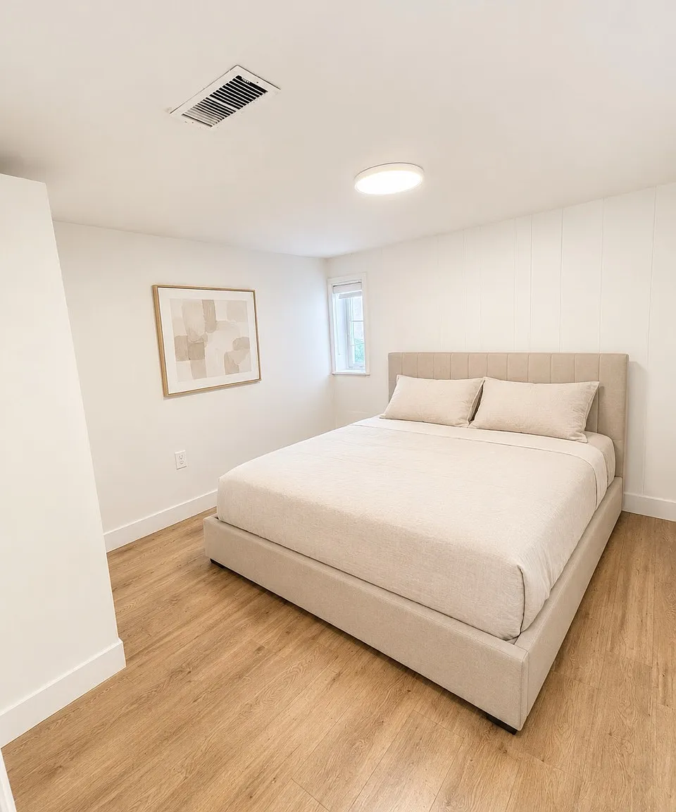 5 bed, 1700 sqft, $4,850 — Photo 2