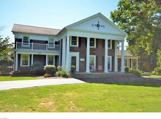 380 Overbrook Rd, Elyria, OH 44035