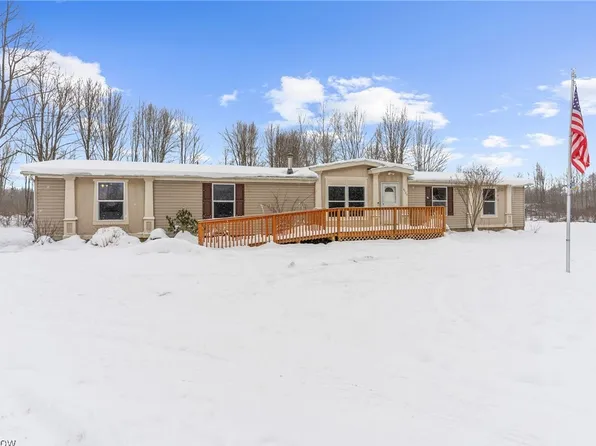 6480 Hammond Corners Rd, Pierpont, OH 44082
