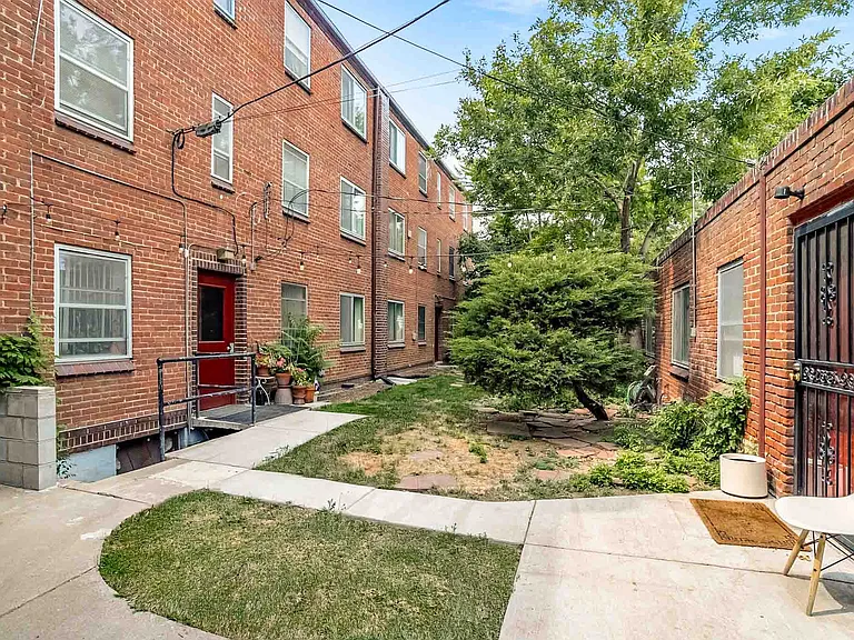 1236-1238 N Josephine St — Photo 1