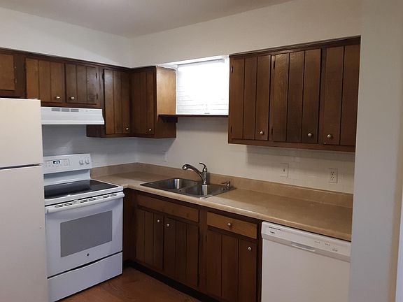 3rd image of 119 Viewmont Ln #A