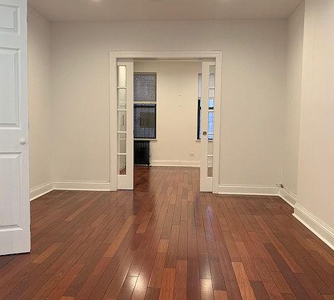 2nd image of 206 Sullivan St APT 6