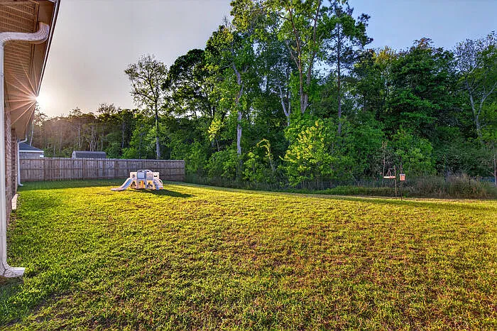 8009 Crawford Dr — Photo 32