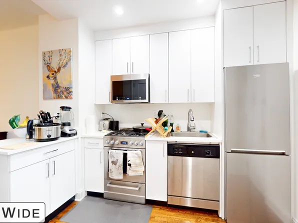 463 Lexington Avenue image 4 of 6