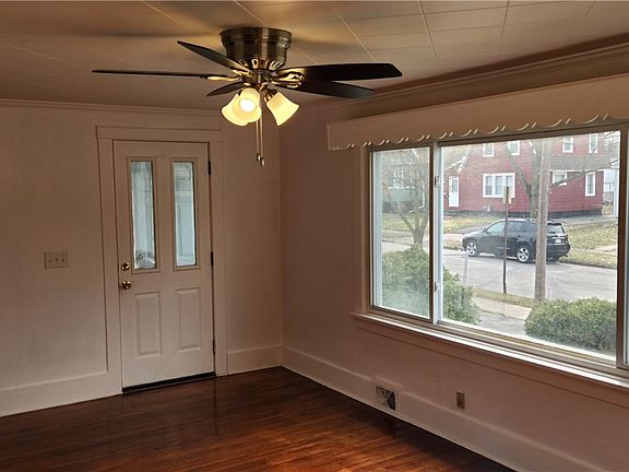 5th image of 280 Saint Casimir St