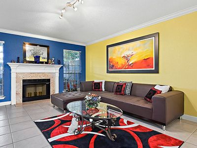 7400 Bellerive Dr APT 307, Houston, TX, 77036