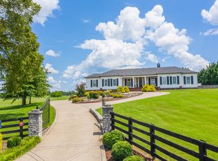 138 Cragfont Rd, Castalian Springs, TN 37031