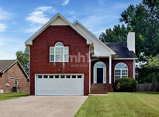 129 Candle Wood Dr, Hendersonville, TN 37075