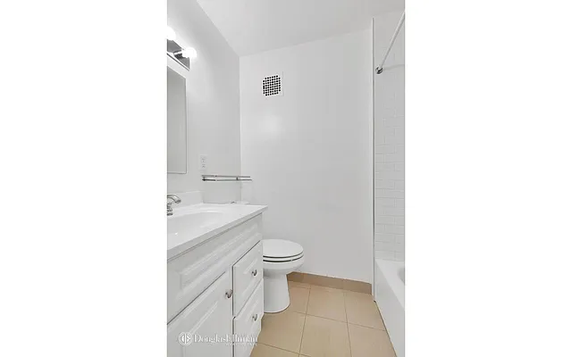 Sold by Douglas Elliman | media 16