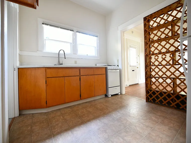 2444-2446 Dana St — Photo 13
