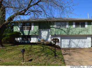 219 Breckenridge Dr, Belleville, IL 62221
