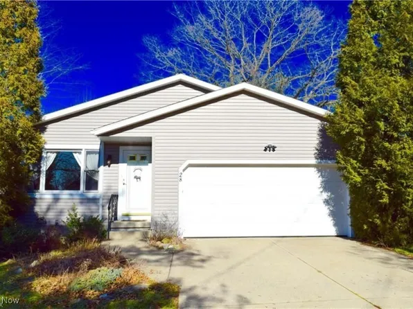 28 Shanafelt Ave, Tallmadge, OH 44278
