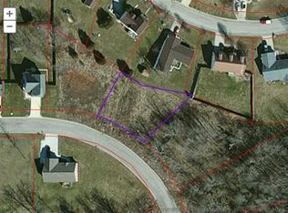 1239 E Zinnia Dr, Bloomington, IN 47401