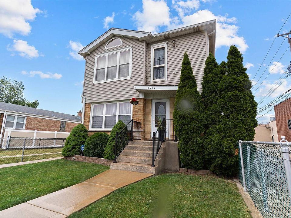 1st image of 3942 N Oriole Ave