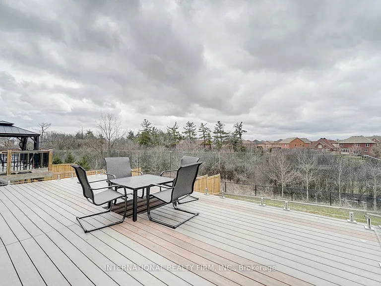 52 Angelgate Rd — Photo 10